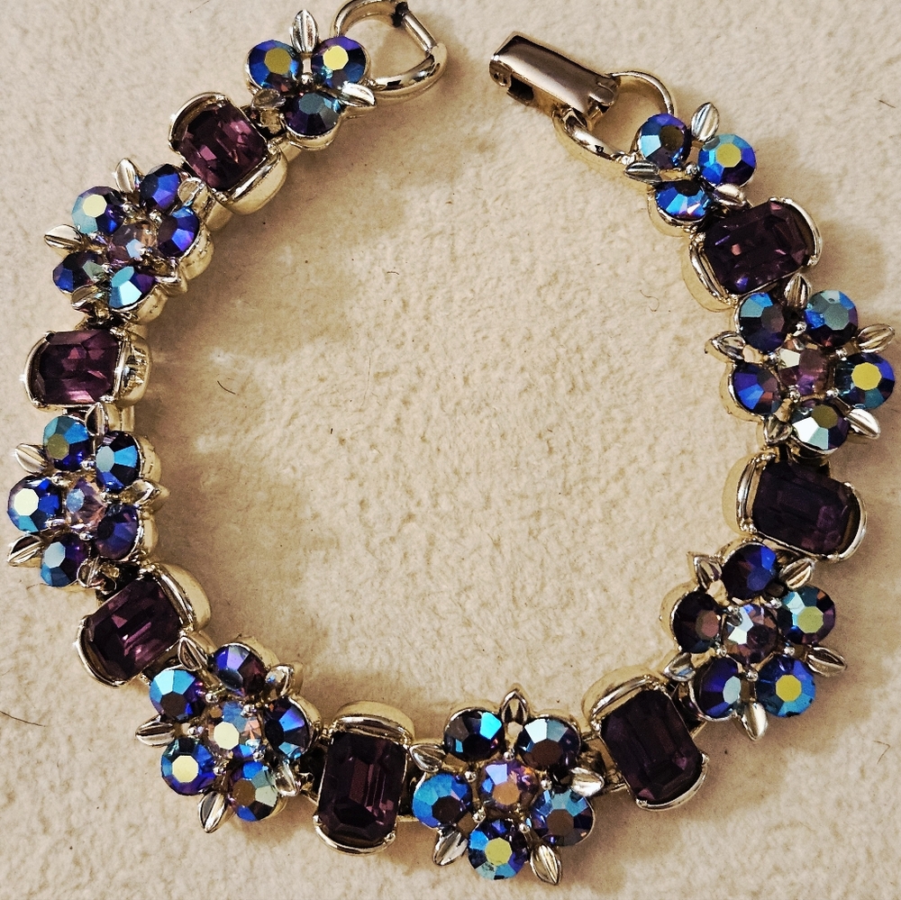 VTG Mid-century 1950-60s Lisner Signed Purple Amethyst & AB Rhinestone Bracelet